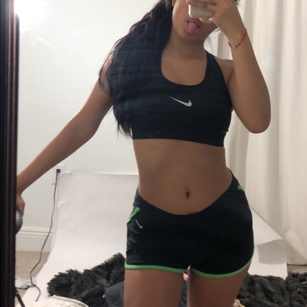 NIKE WOMENS SHORTS FOR RUNNING / - Picture 8 of 8